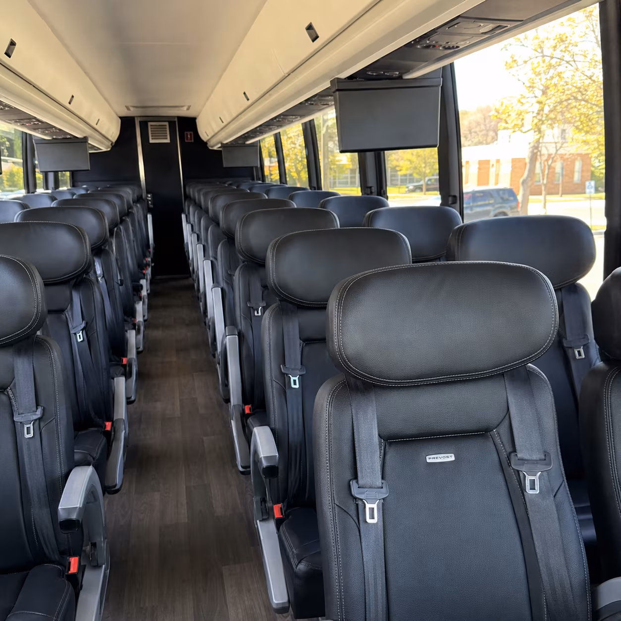 find and book transportation for your next airport transfer 3