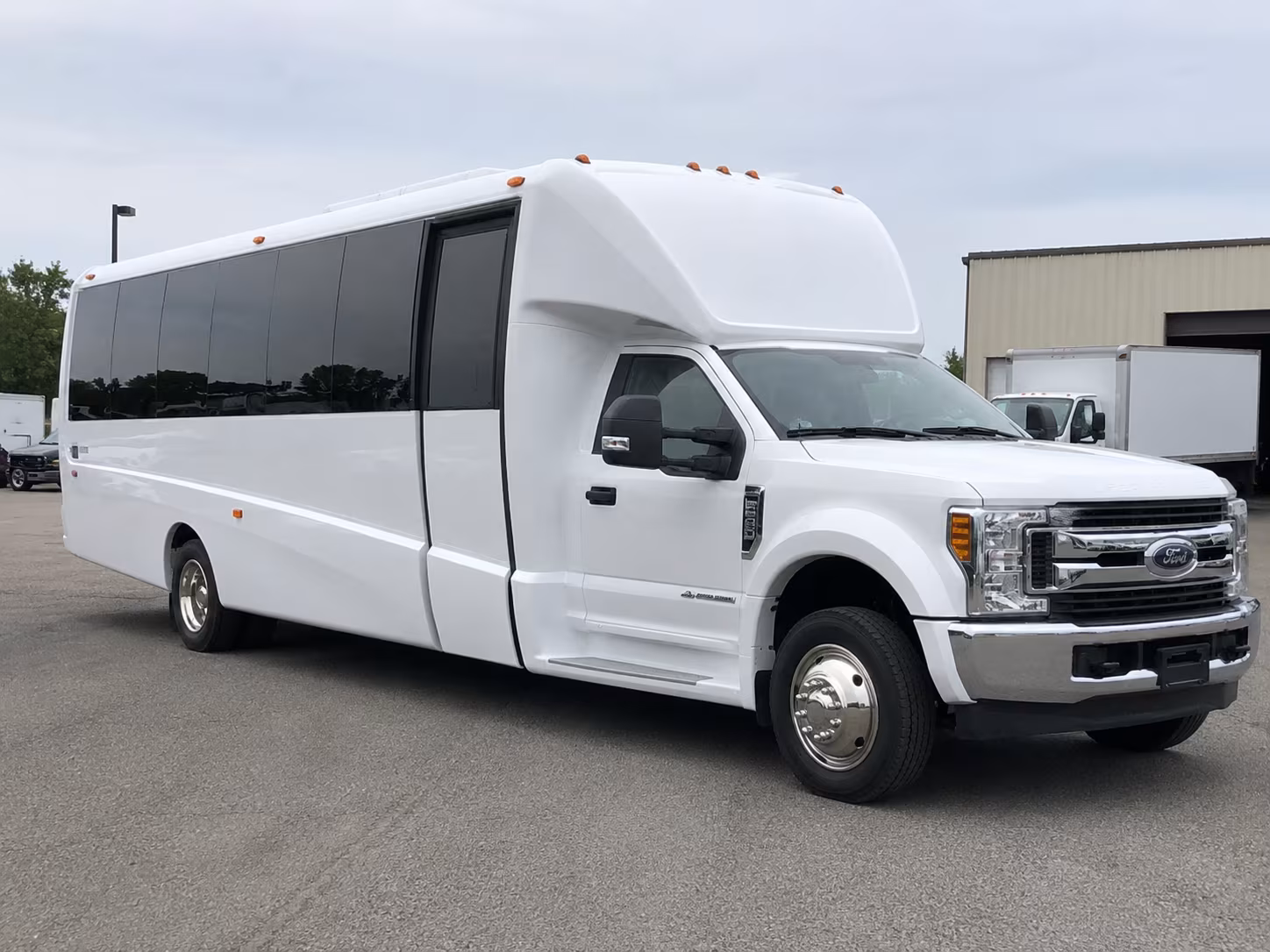 find and book transportation for your next convention or trade show 3