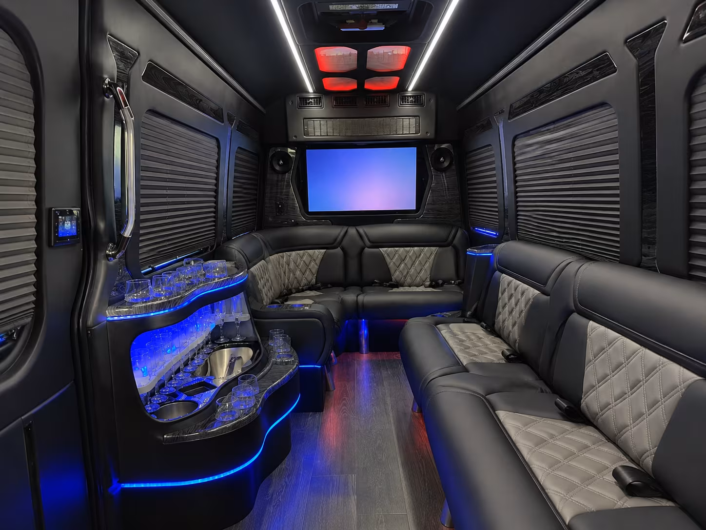 find and book transportation for your next prom 3