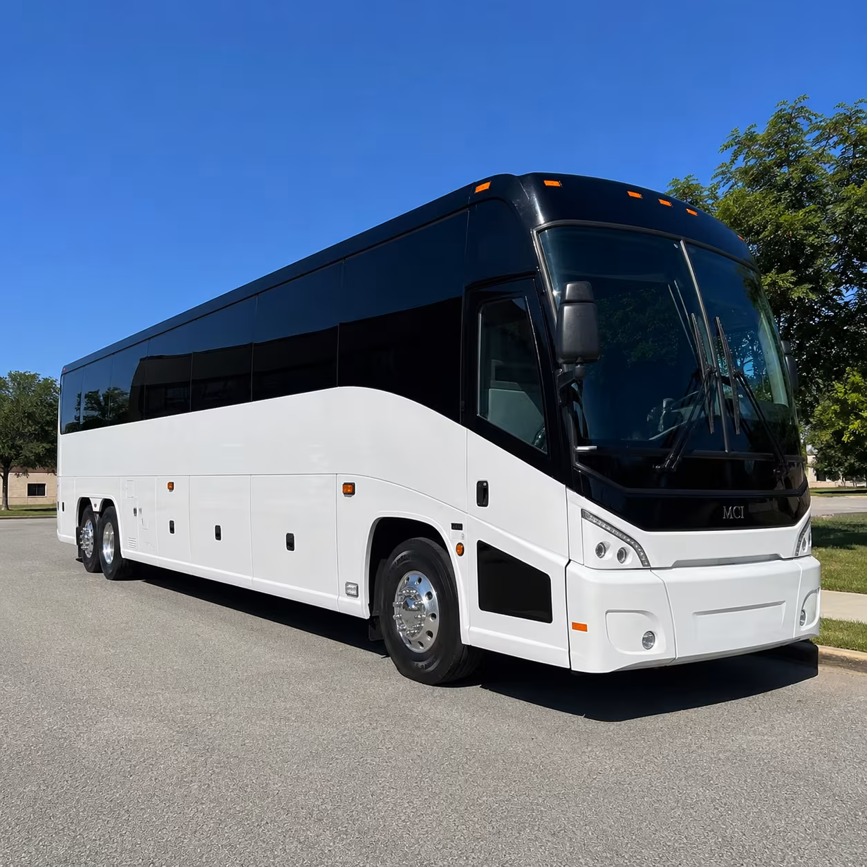 manchester 40 passenger charter bus