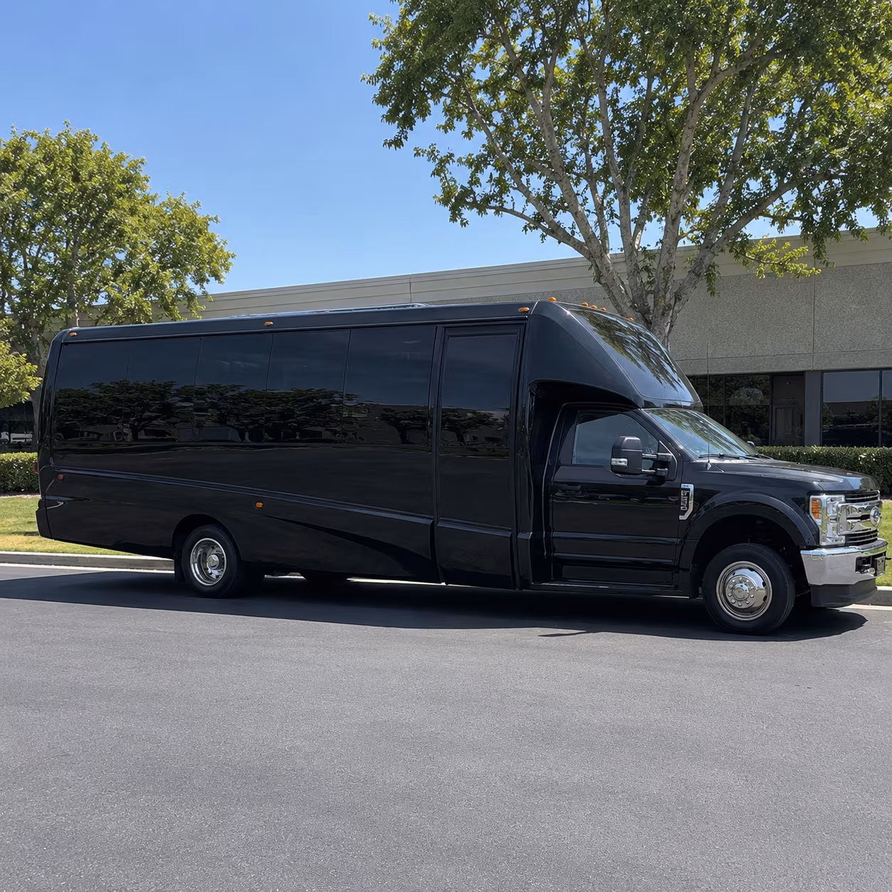 party buses for tailgates and sporting event group outings in manchester